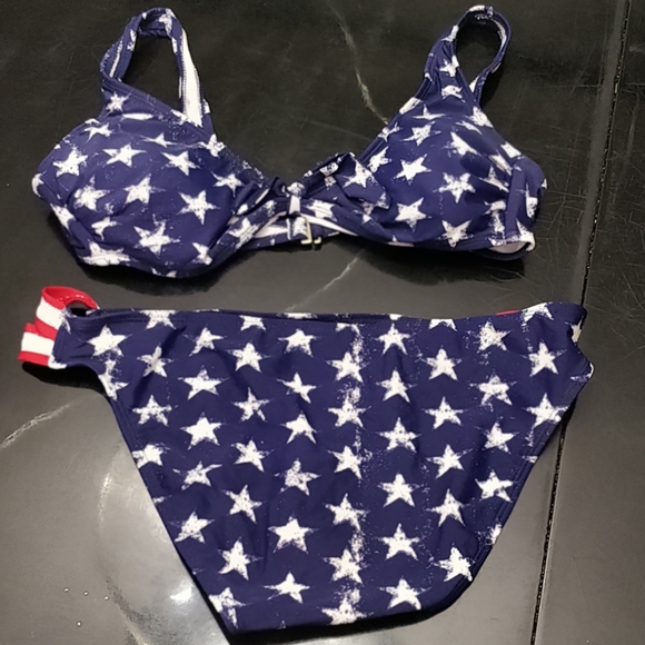 Xhilaration red white and blue bikini, size large - Picture 2 of 4